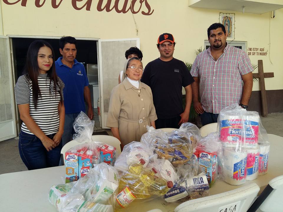 Entregan ayuda para migrantes