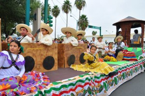 nota9_desfile_reynosa