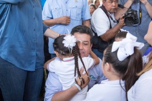 TAM-237-2017.-Refrenda-Gobernador-compromiso-con-alcaldes-y-familias-tamaulipecas-4