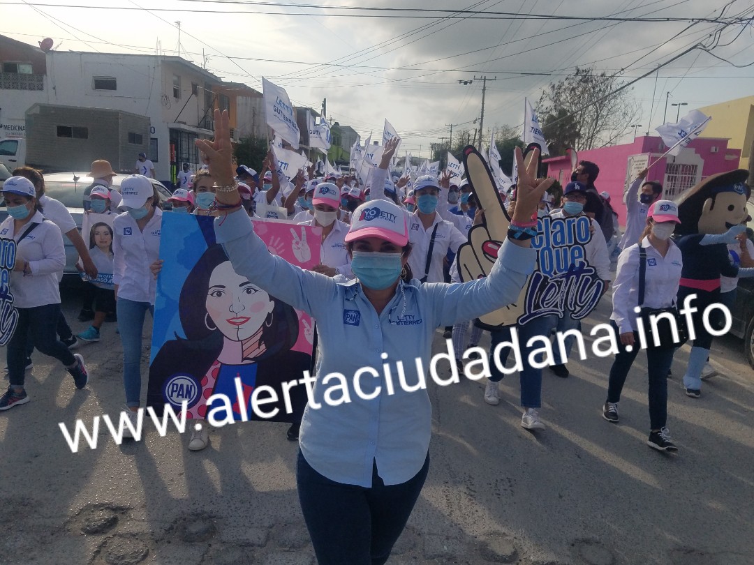 Respaldan familias a Letty Gutiérrez