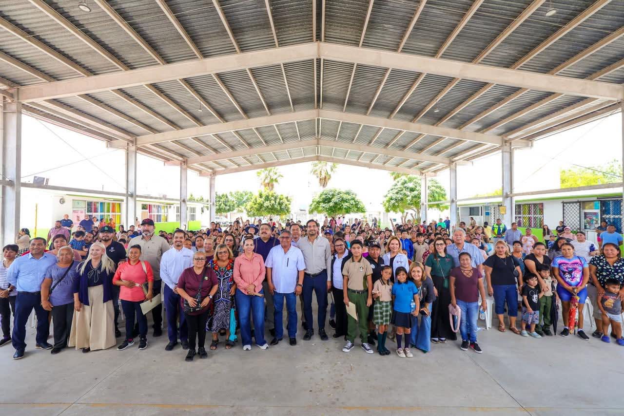 Construye Gobierno de Carlos Peña Ortiz Comedor Escolar en primaria Carlos Fuentes Macías