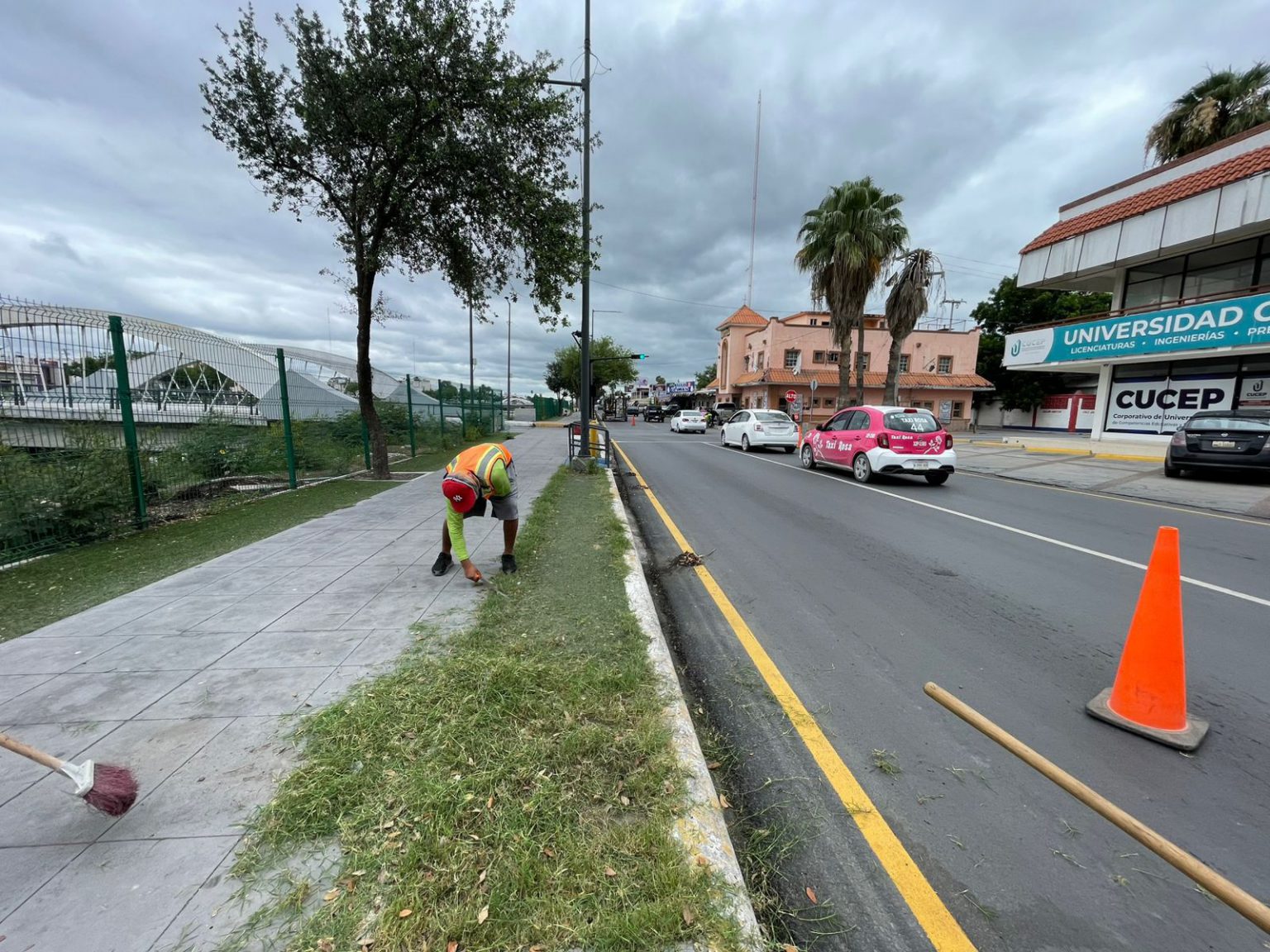 Realiza Gobierno de Reynosa limpieza y mantenimiento de áreas públicas