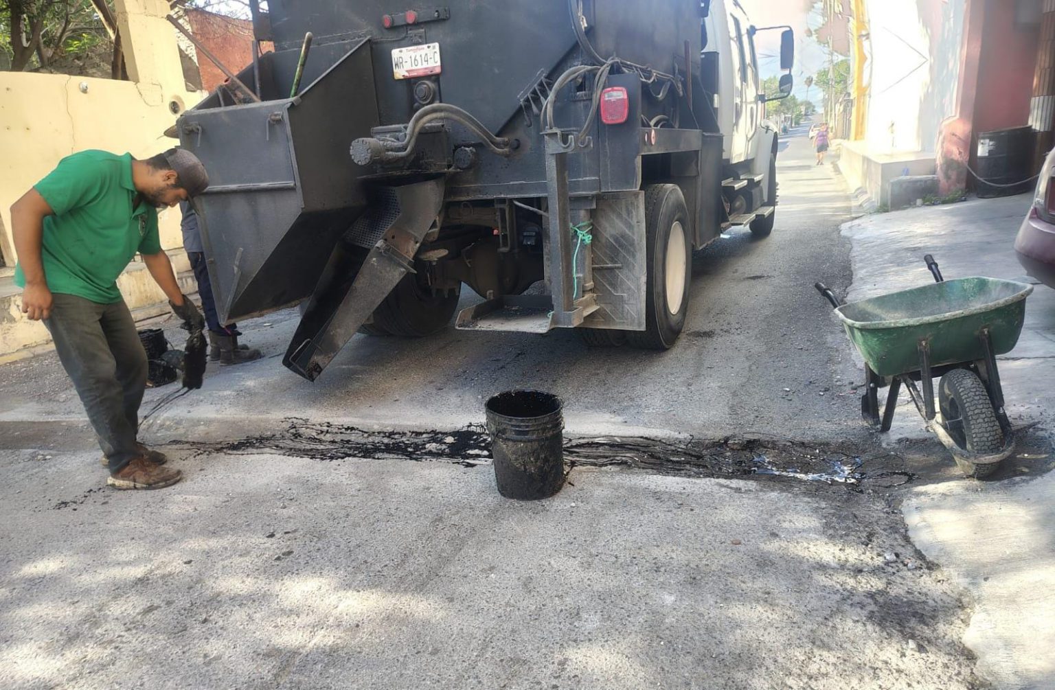 Rehabilitación Imparable: intensifica Alcalde Carlos Peña Ortiz trabajo de bacheo